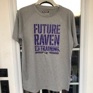 Under Armour Heat Gear Future Raven In Training Gray Boys Tee Shirt XL